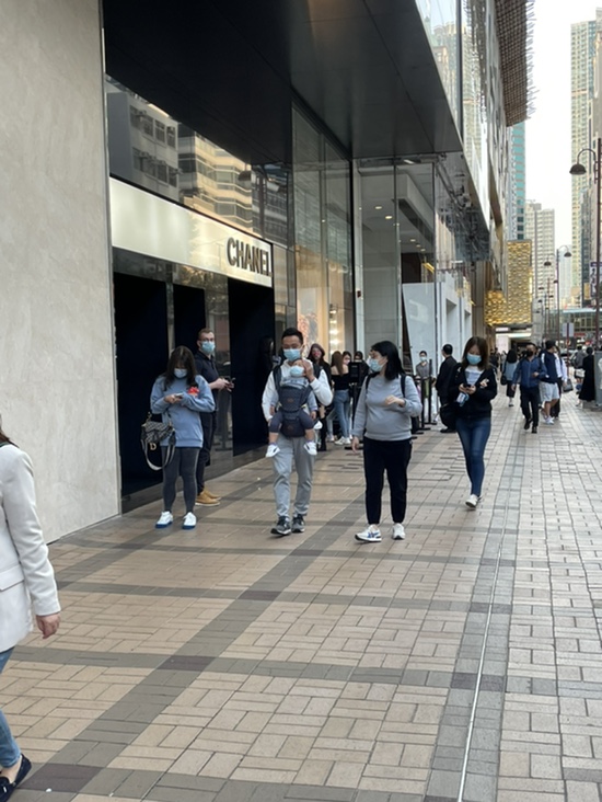  명품도 빈익빈 부익부