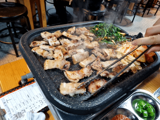  사당역 4번출구 맛집 복돈이 부추삼겹살 생삽겹살 리뷰