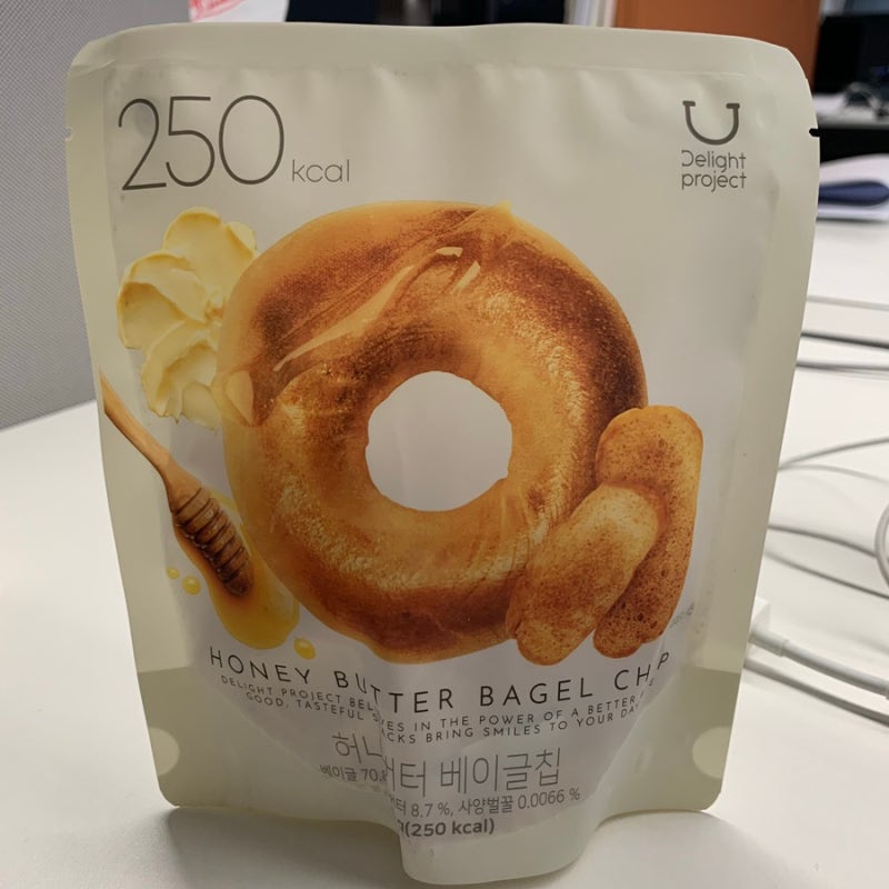 7월 간식일기 | 올리브영 초코시나몬 • 허니버터베이글칩, 테이크아웃 떡(호박설기), 피코크 바스크치즈케이크, 베글리 옐로우치즈바게트 9