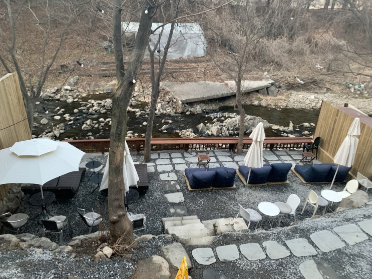  용인 고기리 카페 계곡 뷰 분위기 좋은 테라스478
