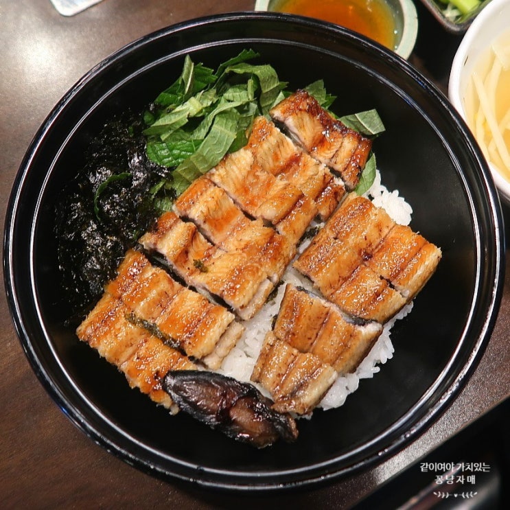  반포동 맛집 :: 팔팔민물장어 - 신논현역 회식장소(가격/장어덮밥/메뉴판)