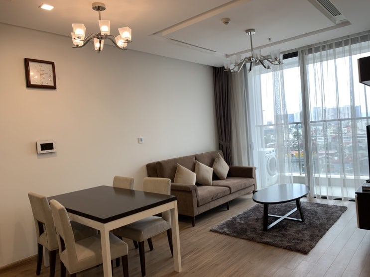  [ 하노이 아파트 임대] 메트로폴리스 2룸 - 풀옵션 - M2 동-1100$- 0968650193