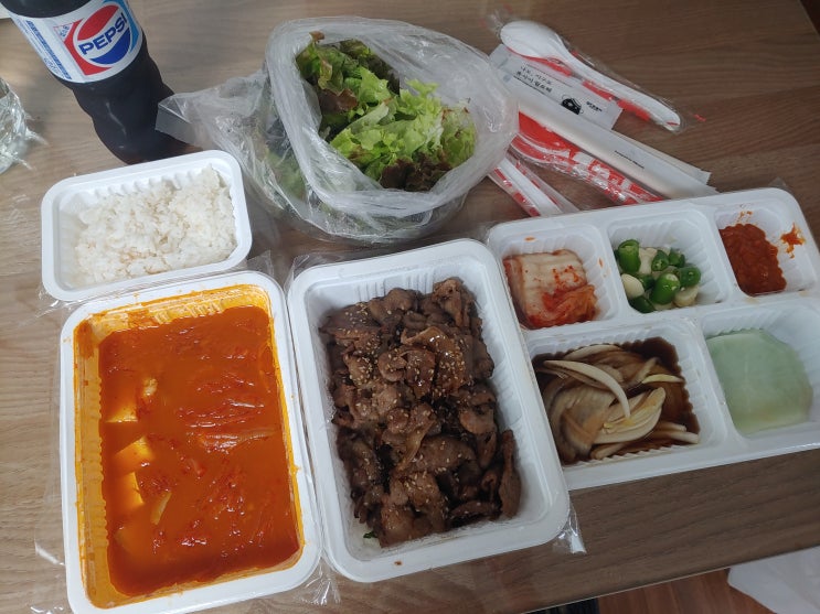  응암동 배달고기 - 이층집연탄불고기. 배달로 먹는 완소 고기.