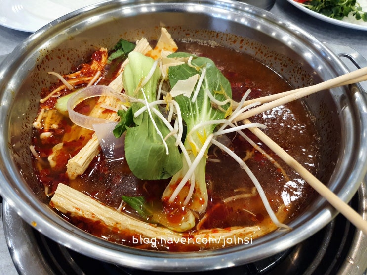  굽은다리역 맛집 징기스칸 무한샤브 명일동 샤브샤브 마라탕