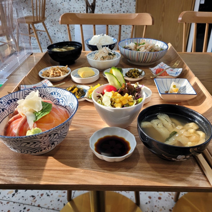  성신여대 맛집 일본가정식 파파노다이닝 사케동정식 성신여대점