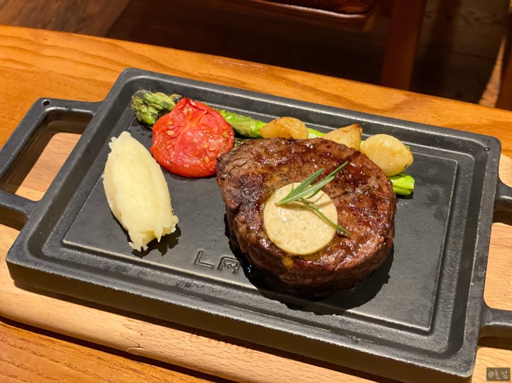  부산 힐튼 맥퀸즈바(메뉴, 가격, 할인팁)