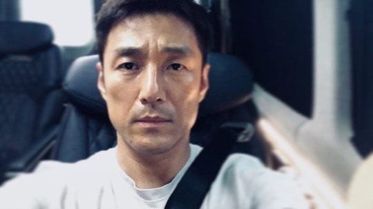  유퀴즈 지진희, 언더커버 지진희 : 지진희 나이 / 지진희 거울셀카 - 지진희님의 모든것