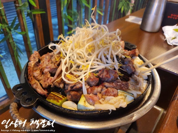  냄새 없는 고급 양갈비의 진수! 세종 도담동 먹자골목 분위기 좋은 <화레무>