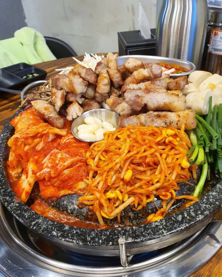  대구 동구맛집 :  돌판삼겹살맛집 돈가네