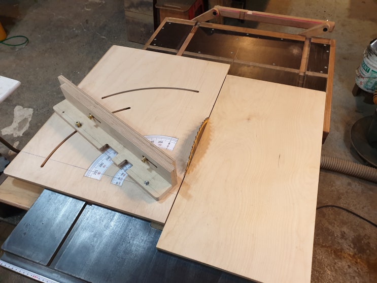  Table saw crosscut sled  테이블쏘 각도 썰매 DIY