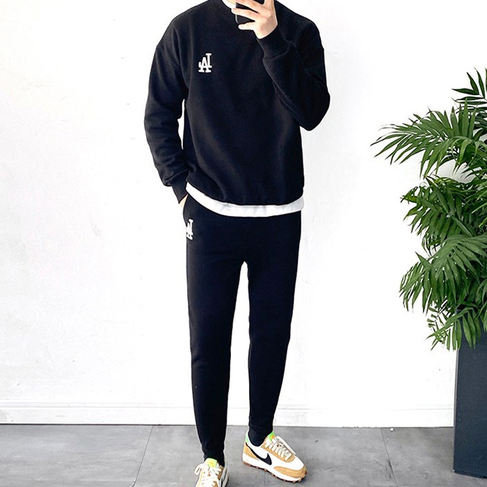 최근 많이 팔린 남자 LA 자수 오버핏 기모 맨투맨 후드티 조거팬츠 트레이닝복 세트 좋아요 최근 많이 팔린 남자 LA 자수 오버핏 기모 맨투맨 후드티 조거팬츠 트레이닝복 세트 좋아요