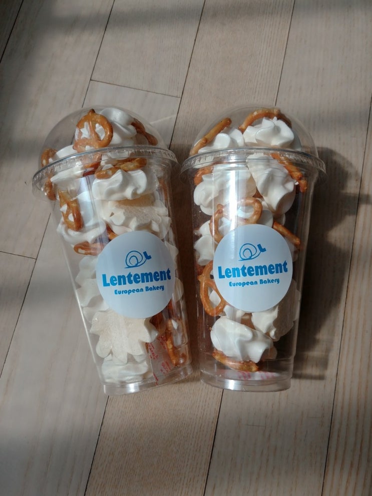  머랭 프레첼도 맛있는 상도동 렁트멍
