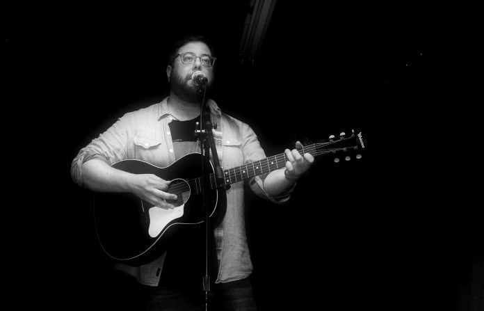  James Houlahan / 제임스 훌라한, 'What Is Our Love?' 비디오 데뷔