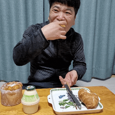 홈카페 디저트로 좋은 트레이더스 빵