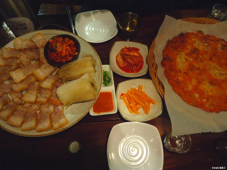  호불호 없는 장수만세 면목동 보쌈 맛집