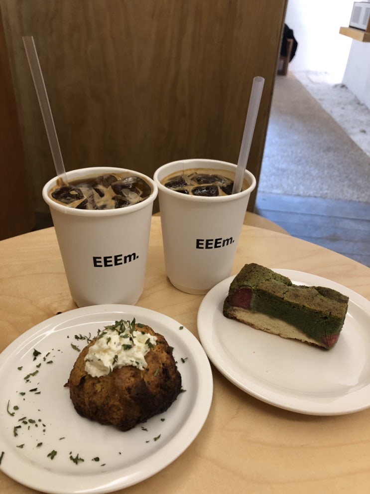  행궁동 카페 이음 (EEEm) 분위기 좋은 카페 추천