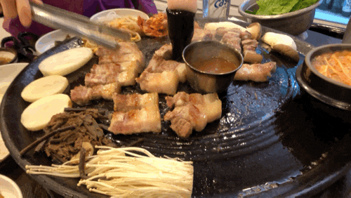  제주 연동 삼겹살 궁시렁궁시렁솥뚜껑삼겹살