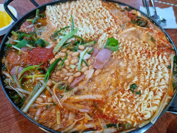  [맛집] 대방역 부대찌개 (쑈쌩크)