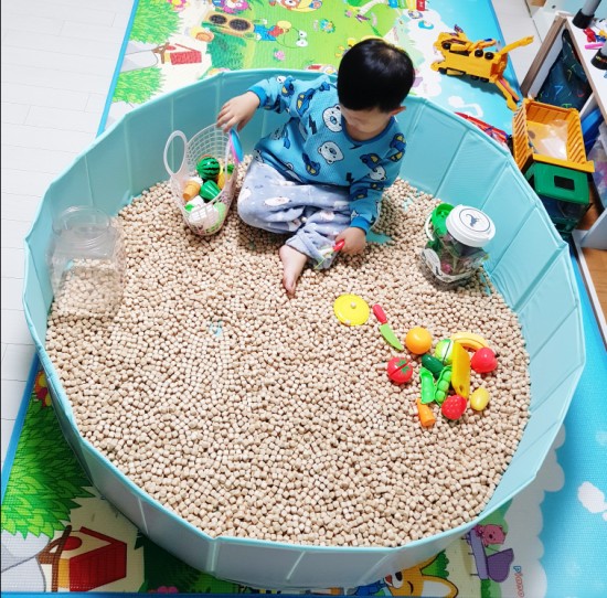  [내돈내산] 라호 접이식 플레이매트로 아이 편백풀장 만들기 (with 볼풀장, 물놀이)