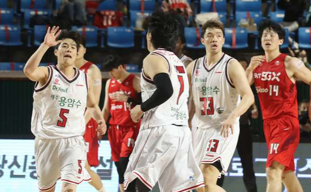 KBL 프로농구 남자농구 4일경기 서울SK 오리온스 KBL 프로농구 남자농구 4일경기 서울SK 오리온스