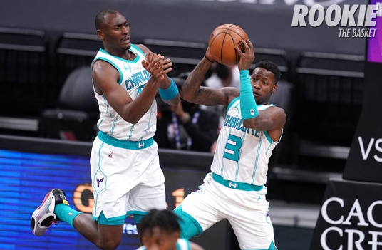 NBA 미국농구 9일 샬럿 휴스턴 NBA 미국농구 9일 샬럿 휴스턴