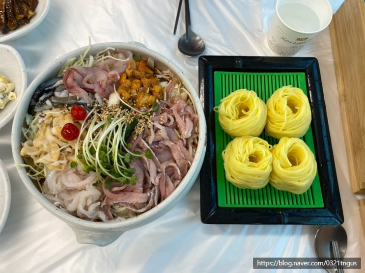  [속초여행] 속초해수욕장 맛집 물회 전문점- ‘항아리물회’