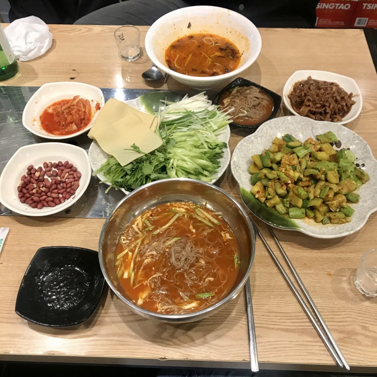 냉면 온면 경장육슬 오이무침 신해마랑탕500원양꼬치 / 천안식후감