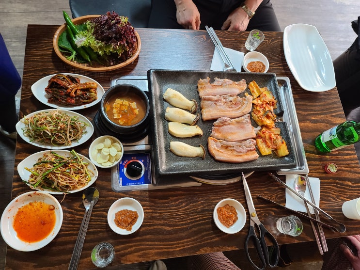 독산동맛집 뚱땡이생삼겹 소주한잔