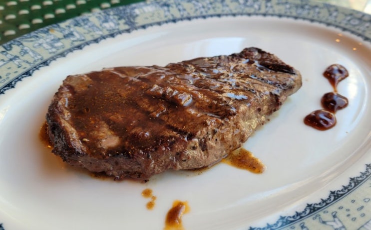  가성비를 끼얹은 연남 맛집 이석덕생면파스타