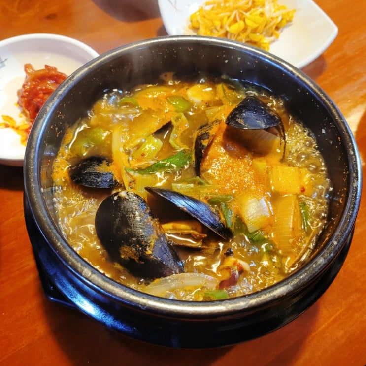 성산일출봉 아침식사는 오분자기 뚝배기가 맛있는 해송에서