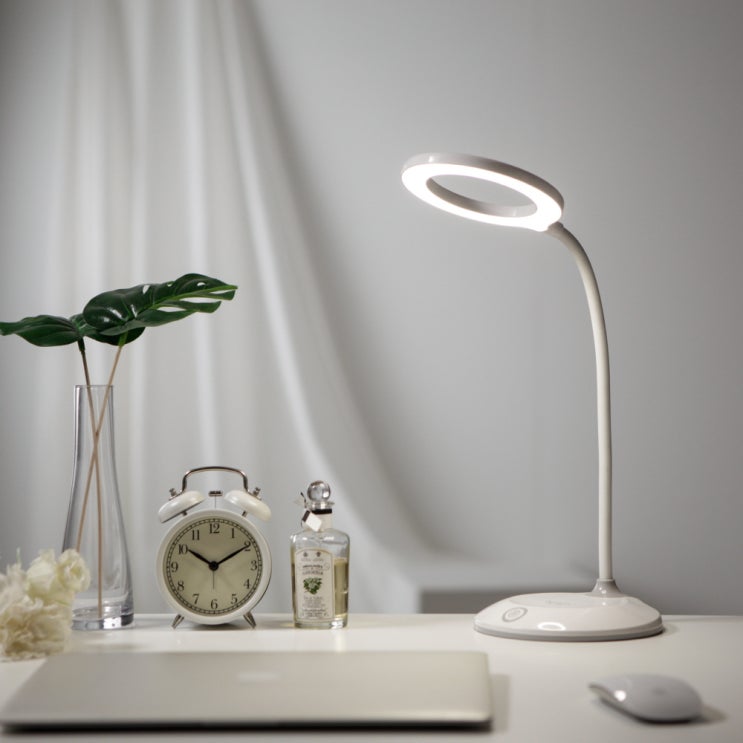 잘나가는 듀플렉스 엔젤링 LED 스탠드 DP-270LS, 혼합 색상(로켓배송) 좋아요 잘나가는 듀플렉스 엔젤링 LED 스탠드 DP-270LS, 혼합 색상(로켓배송) 좋아요