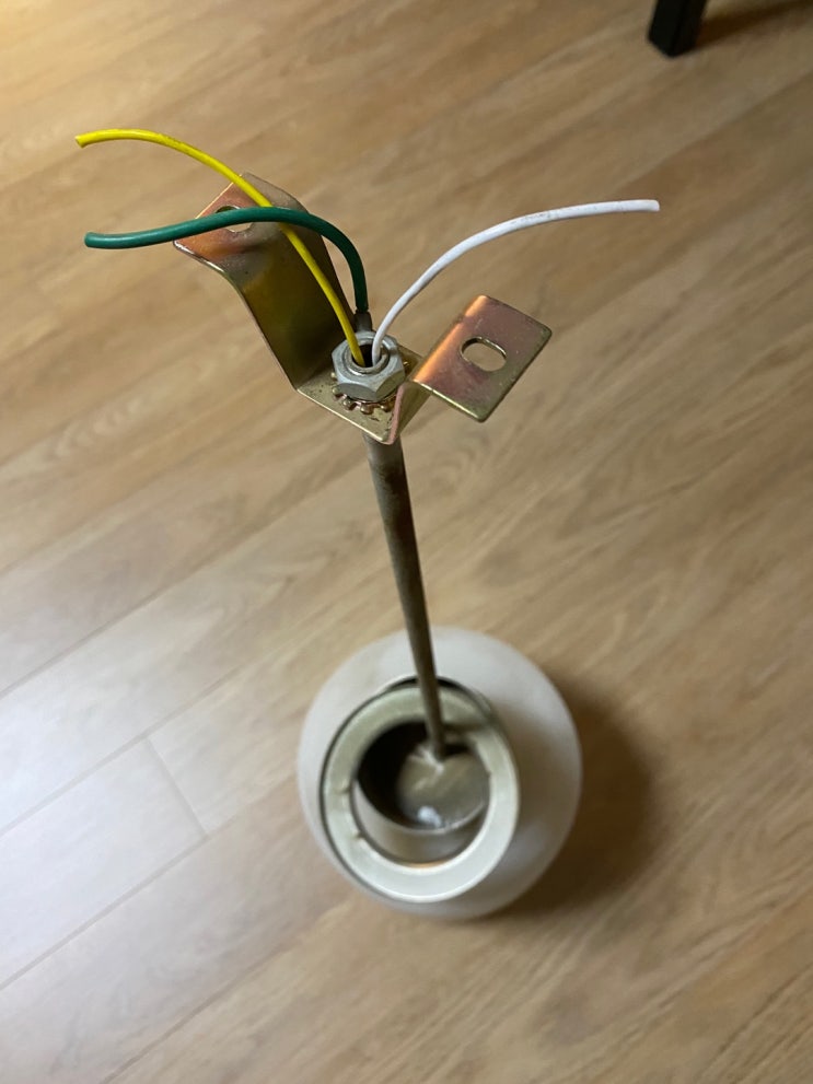 야매 DIY: 셀프 조명 바꾸기