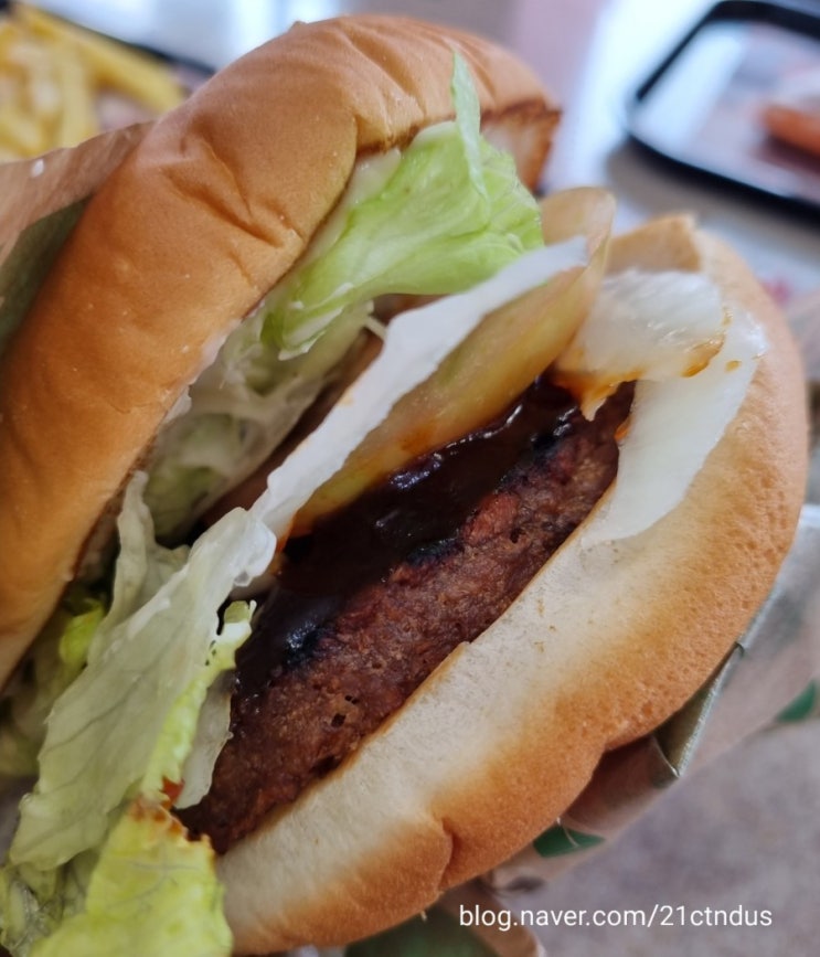  버거킹 신메뉴 : 플랜트 바비큐 와퍼[플랜트 바베큐 와퍼] 맛보기 -