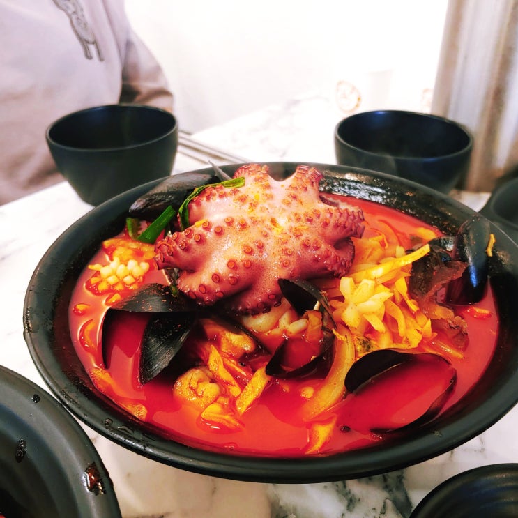  [여수 여행 3일차] 돌문어짬뽕으로 유명한 카페 감성 중국집 홍포