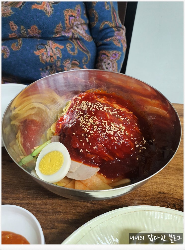 [1박2일 부산여행] 부산역국밥 - 영동밀면&돼지국밥 여행마무리!