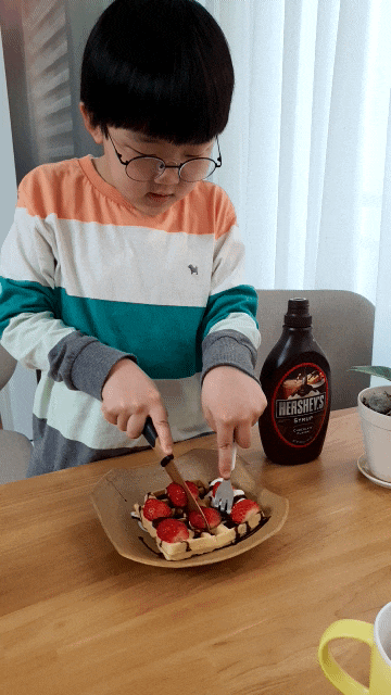 놀고 먹고!!! 아이들과 맛있는 와플만들기