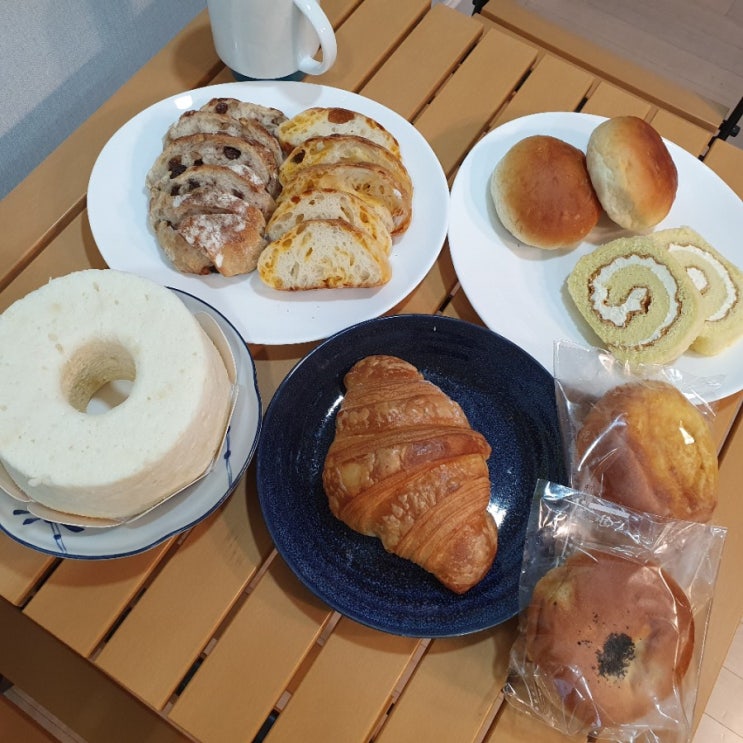 대구 달서구 신당동 수제 빵집 추천 : 베이커리 율 / 구름빵 엔젤쉬폰이 맛있는 빵집 / 주문 즉시 만드는 신선한 샌드위치 / 비건빵 / 무가당빵 / 천연발효 저온숙성 빵 대구 달서구 신당동 수제 빵집 추천 : 베이커리 율 / 구름빵 엔젤쉬폰이 맛있는 빵집 / 주문 즉시 만드는 신선한 샌드위치 / 비건빵 / 무가당빵 / 천연발효 저온숙성 빵