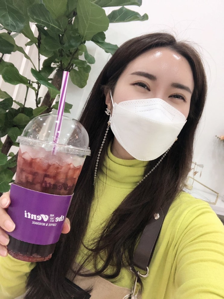  신디 뷰티랩 수원 에스테틱 고객님들의 사랑을 먹고 자랍니다