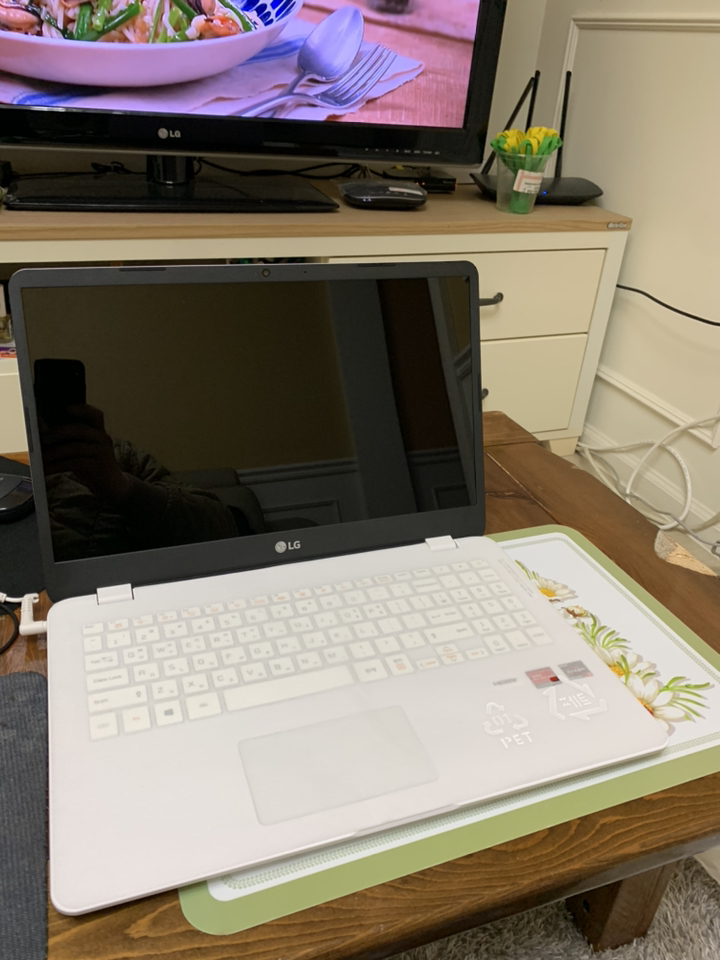2021년 3월LG전자 울트라PC 노트북 15U40N-GR56K (라이젠5-4500U 39.6cm WIN10 Home)