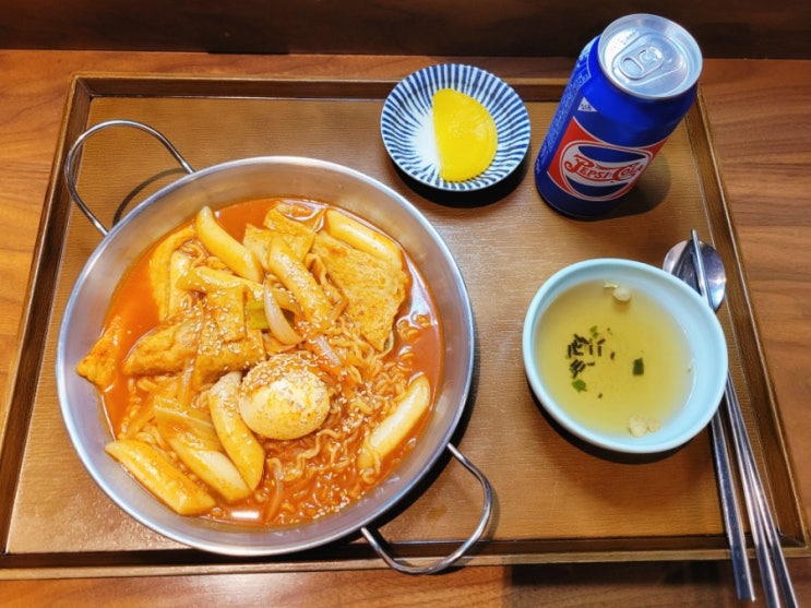 교하동 즉석라볶이 - 혼밥하기 좋은 소미식당 이마트 푸드코트