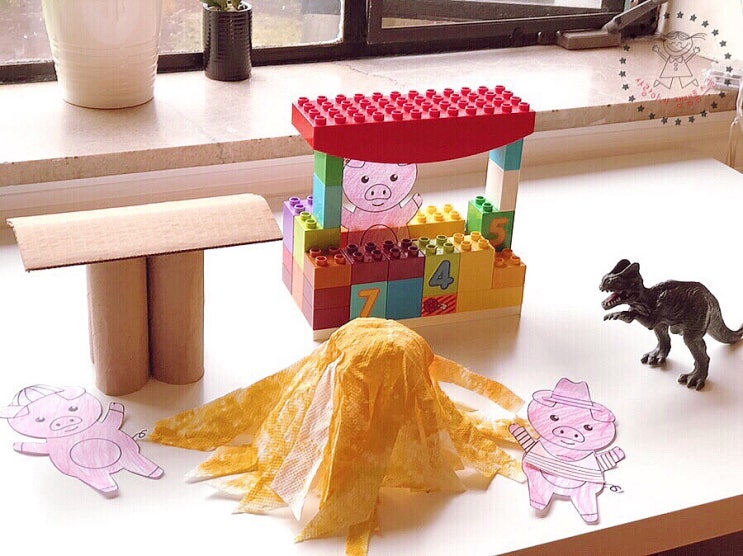  [엄마표독후/39개월] 집에 있는 재료로 쉽게 할 수 있는 '아기 돼지 삼형제(The Three Little Pigs)' 독후활동