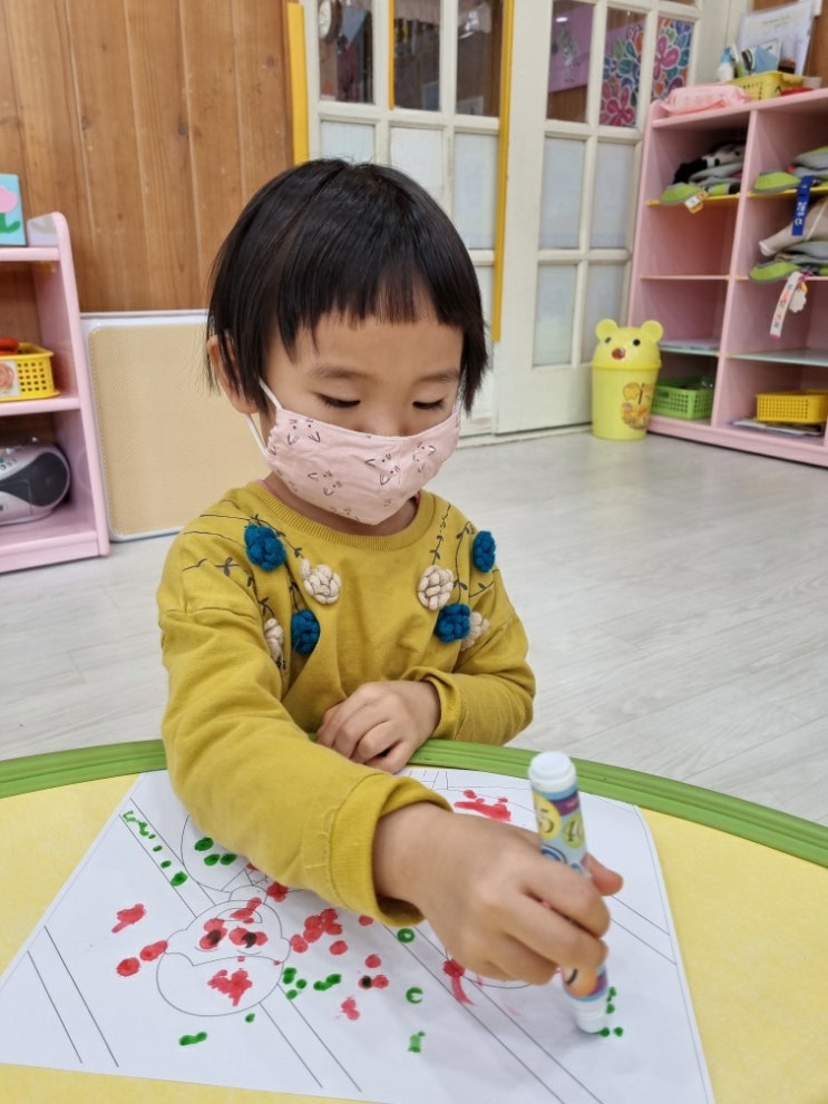  너무 좋은 엄마가 되려는 마음 내려놓기를 연습하는 중- 육아 난이도를 조금씩 낮춰볼까요?