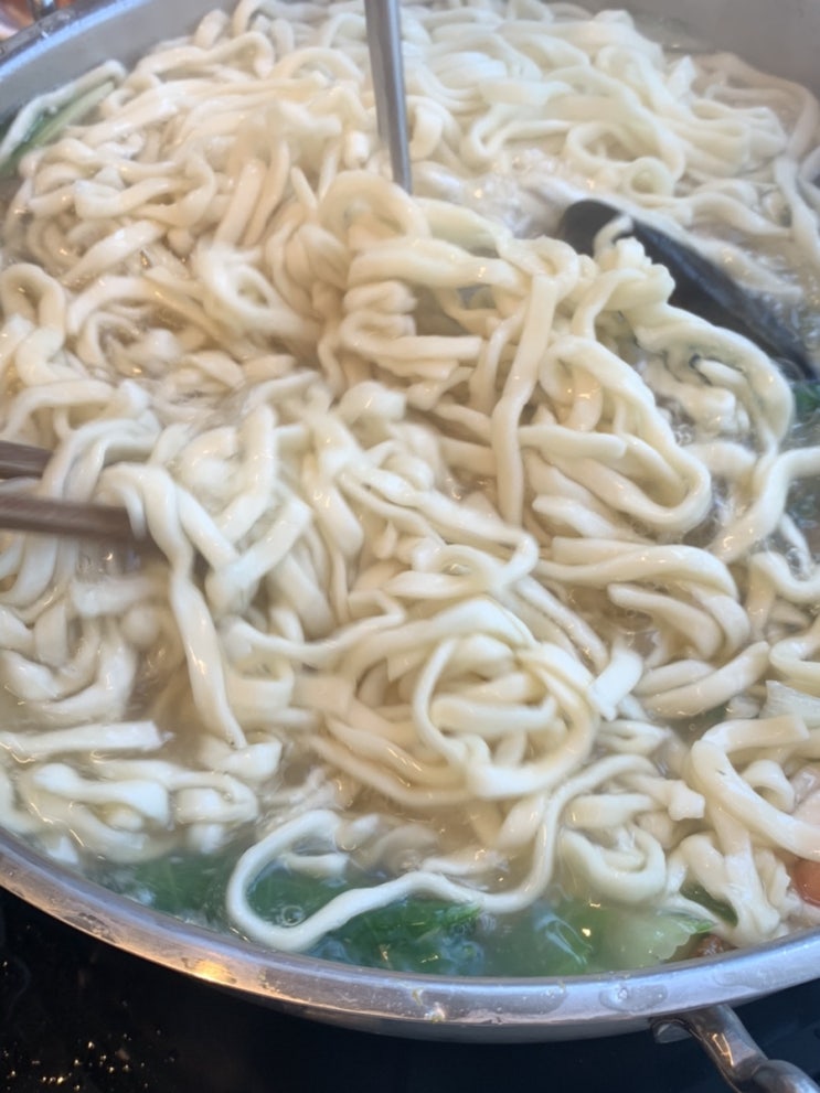  상상해물칼국수 대구수목원본점