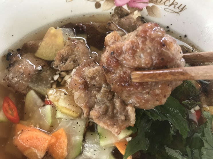  라오스 비엔티안 베트남 음식 맛집 여행자 거리 근처 분짜 bun cha 맛보기