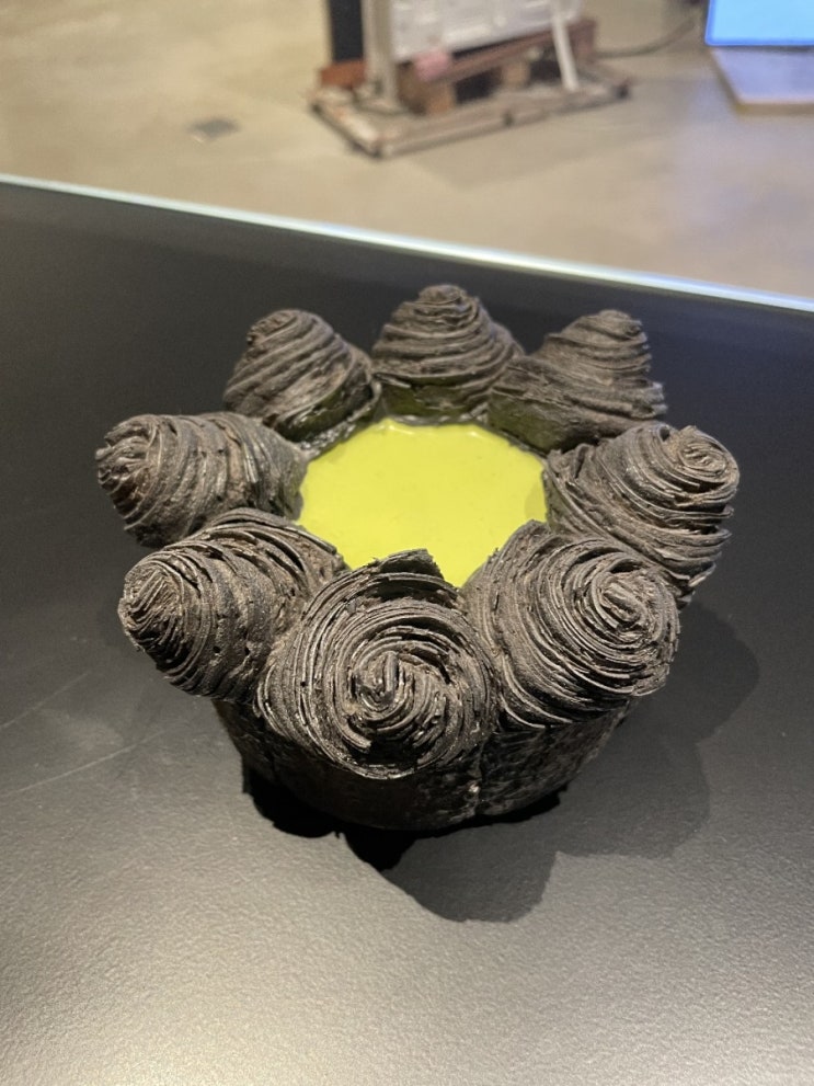  누데이크(NUDAKE), 젠몬스럽다.젠몬다움
