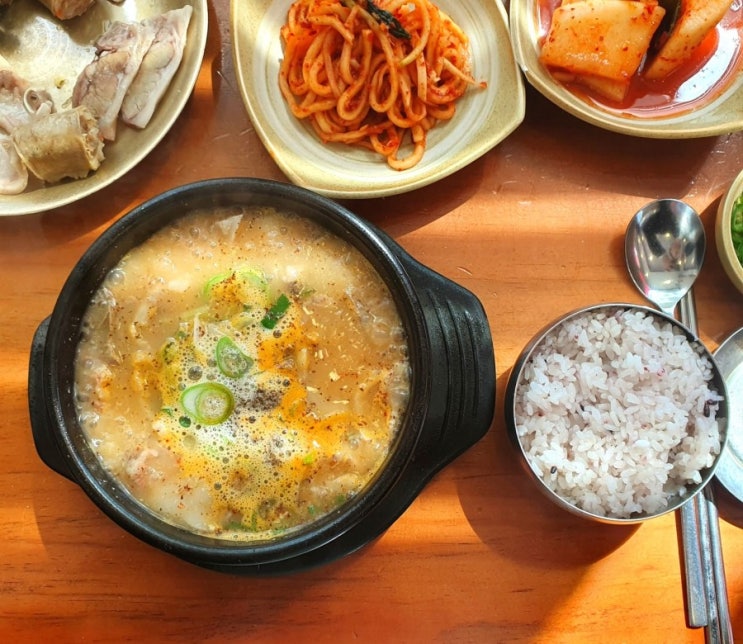  [신의주 찹쌀순대] [일원] 기대감 없이 갔으나 순대가 실했던 삼성서울병원 주변 순대국밥집