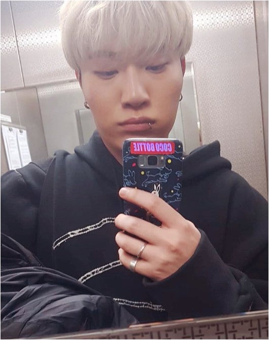 페노메코 소속사 없이 인디펜던트 활동 중!