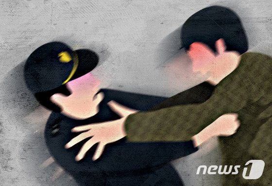 한여름 호미 제초작업 내몰린 경비원의 죽음…법원 "장의비 지급하라" 한여름 호미 제초작업 내몰린 경비원의 죽음…법원 "장의비 지급하라"