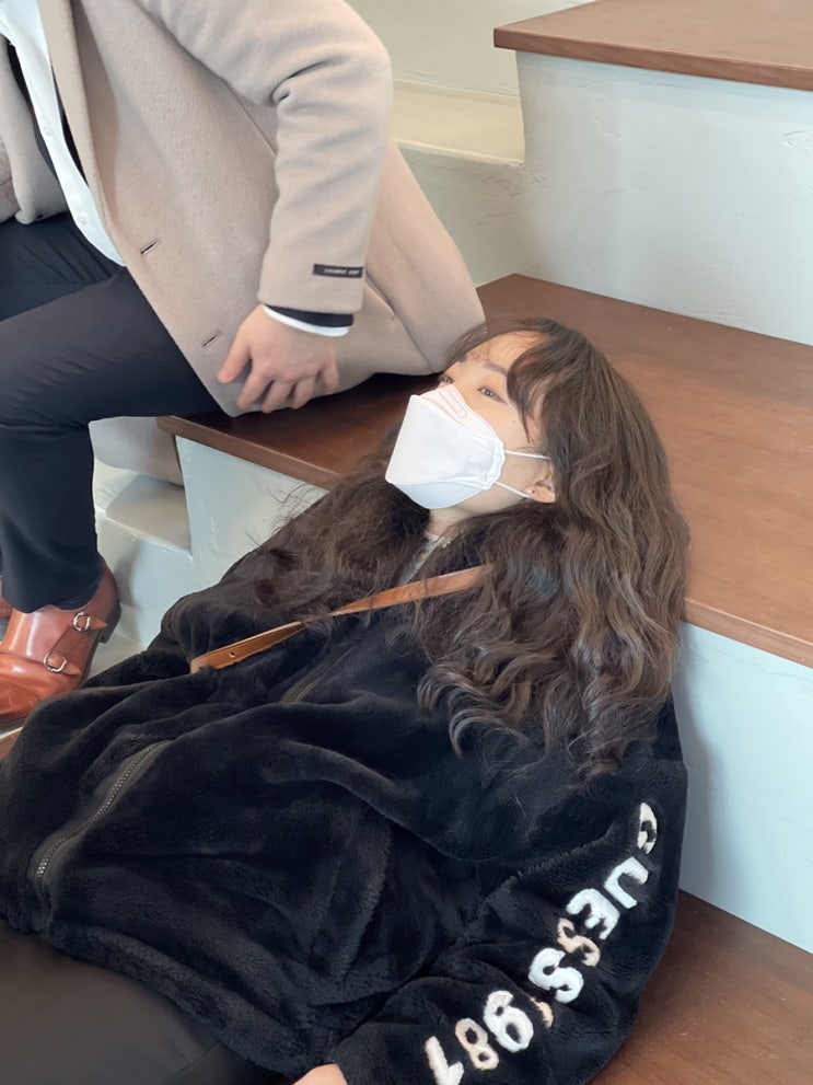  얼른 주말이 됬으면 좋겠어요