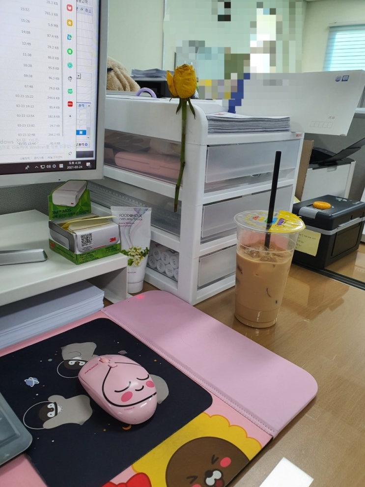 오후 네시의 수다, 커피 한 모금